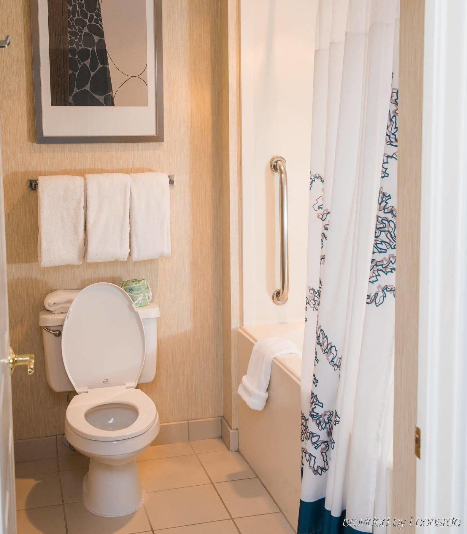 Hotel Hawthorn By Wyndham 3*