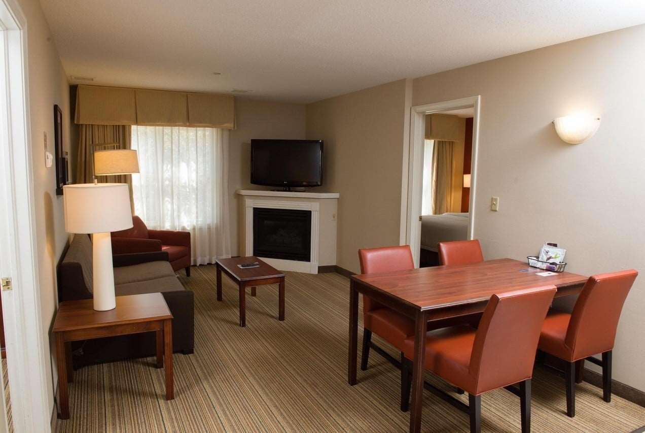 Hotel Hawthorn By Wyndham Erie